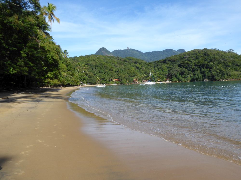 BR2305SM560_ilha-grande-pousada-ositio-beach.jpg [&copy; Last Frontiers Ltd]