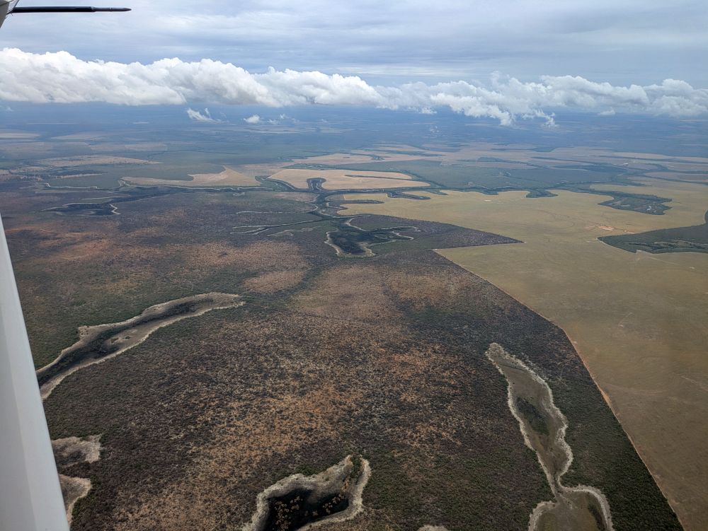 BR2510EP129_trijuncao-plane-to-alta-floresta.jpg [&copy; Last Frontiers Ltd]