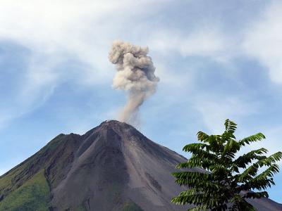 Smouldering volcanos