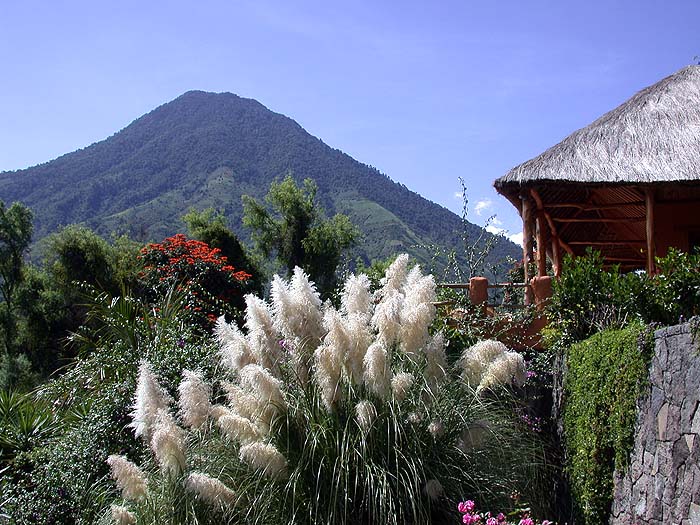 GUVV_Bambu_San_Pedro_Volcano_and_Restaurant.jpg [© Last Frontiers Ltd]