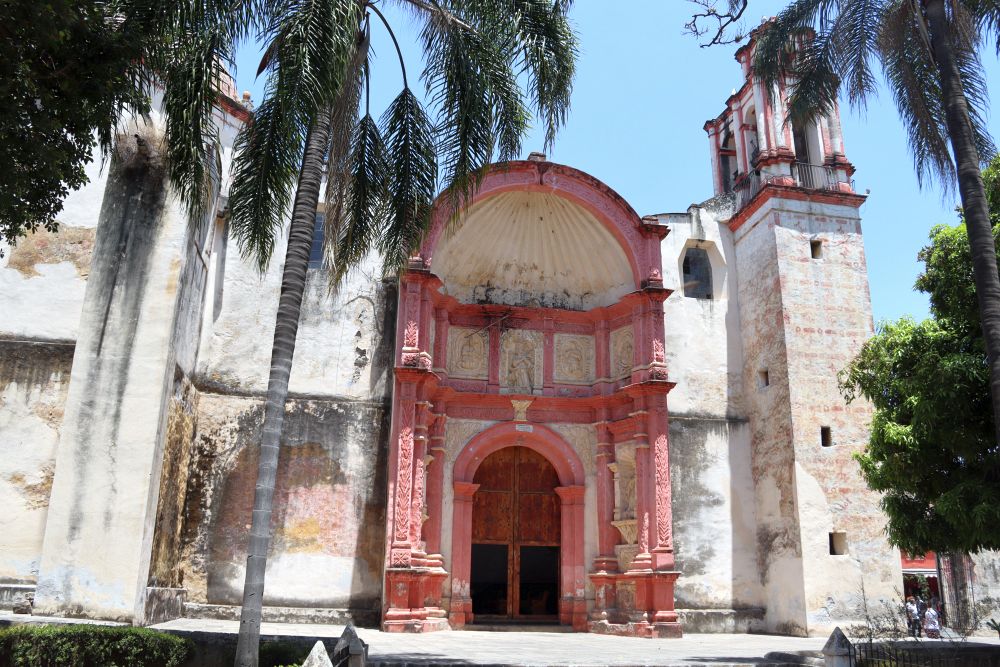 MX2404EP157_cuernavaca-cathedral.jpg [© Last Frontiers Ltd]