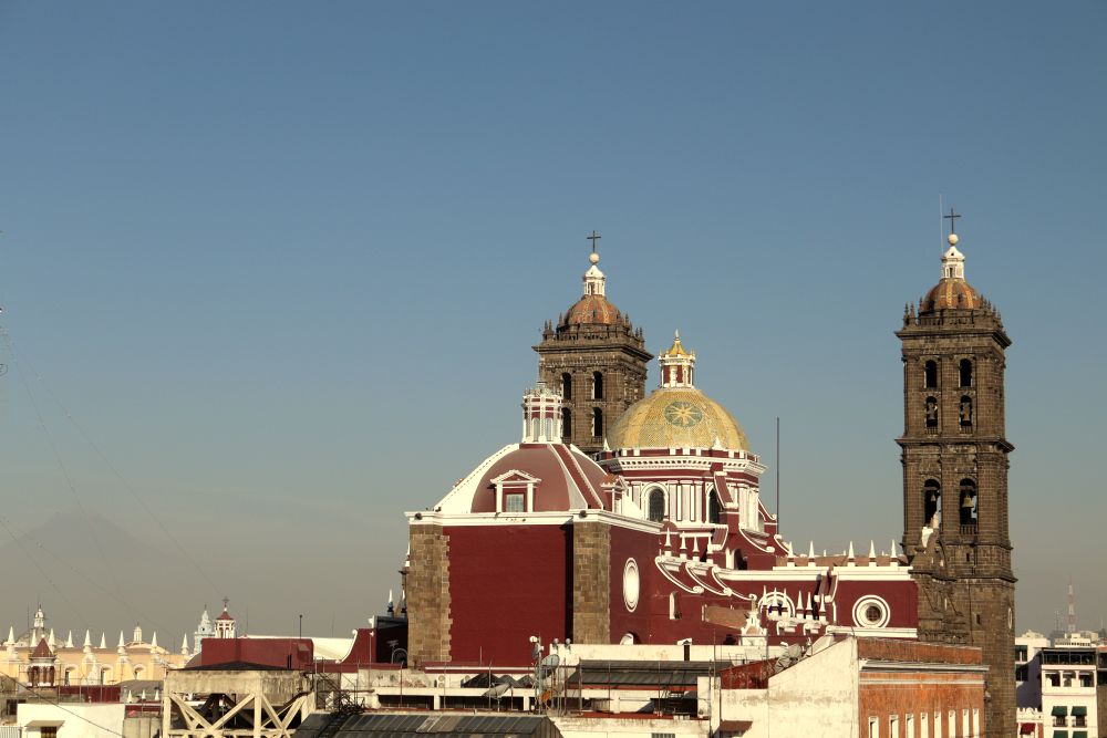 MX2404EP320_puebla-cathedral-la-malinche.jpg [© Last Frontiers Ltd]