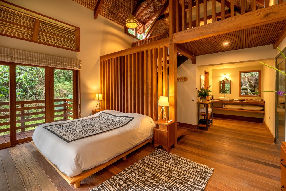 PE2200GN02_gocta-natura-bromelia-cabin.jpg [© Last Frontiers Ltd]