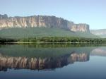Image: Auyán-tepui - Canaima and Angel Falls